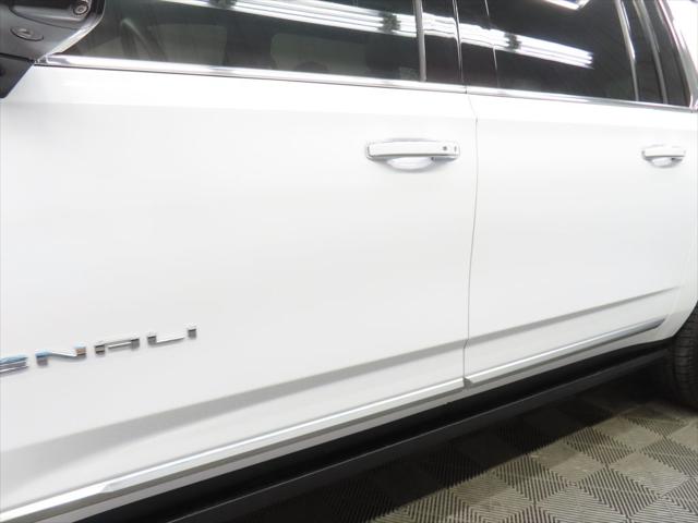 2023 GMC Yukon XL 4WD Denali