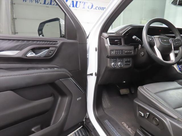2023 GMC Yukon XL 4WD Denali