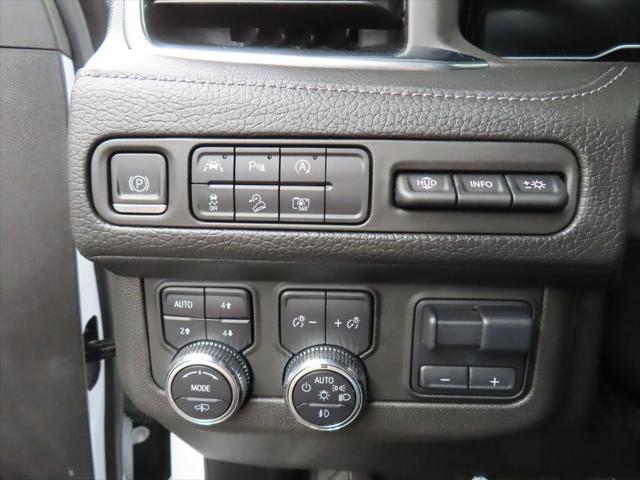 2023 GMC Yukon XL 4WD Denali