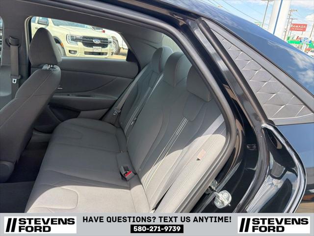 2024 Hyundai Elantra SEL