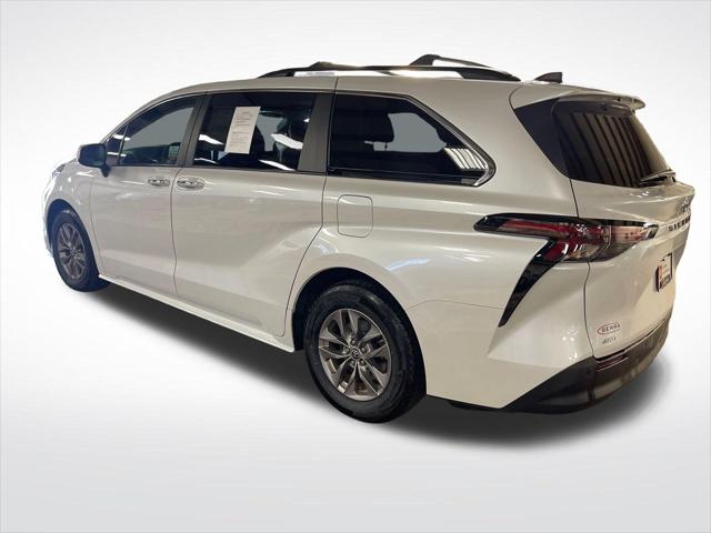 2023 Toyota Sienna XLE