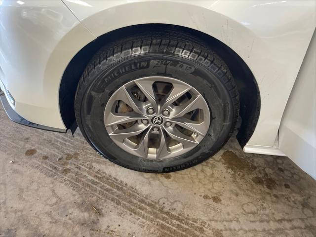 2023 Toyota Sienna XLE