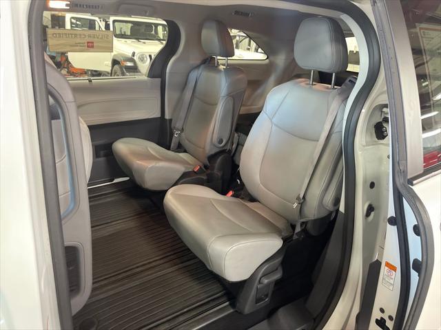 2023 Toyota Sienna XLE