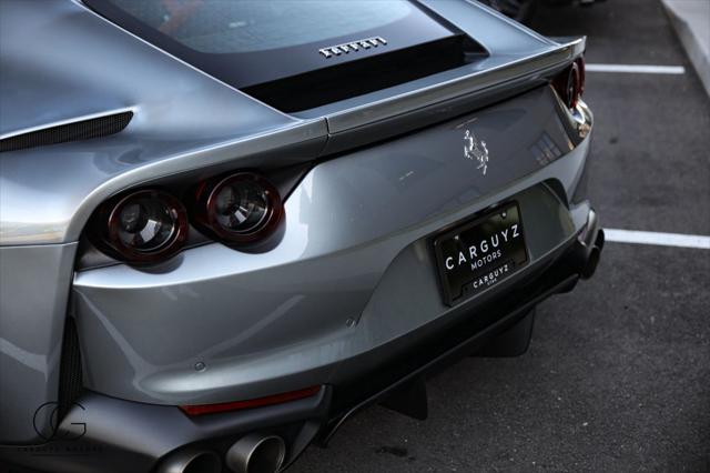 2019 Ferrari 812 Superfast Coupe 2D