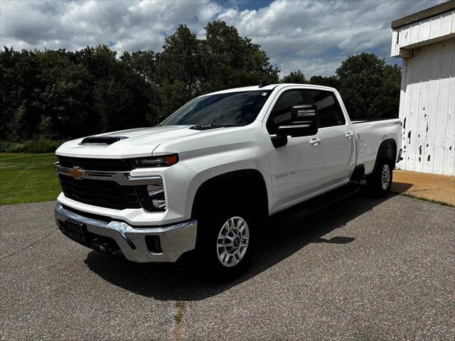 2024 Chevrolet Silverado 2500HD 4WD Crew Cab Long Bed LT for sale in Wellington, KS