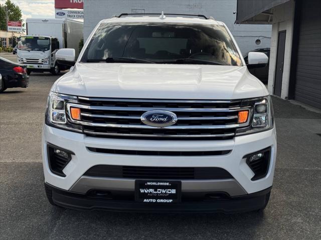 2018 Ford Expedition Max XLT 4x4 4dr SUV