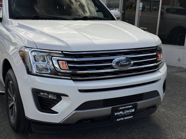 2018 Ford Expedition Max XLT 4x4 4dr SUV