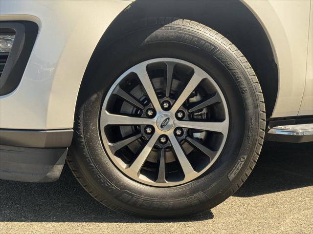 2018 Ford Expedition Max XLT 4x4 4dr SUV