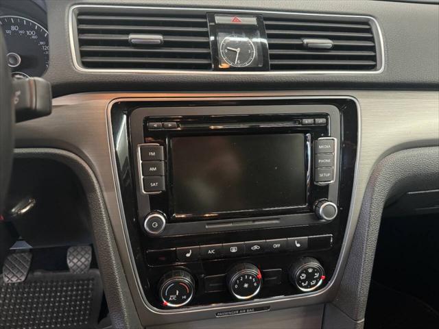 2015 Volkswagen Passat 2.0L TDI SE