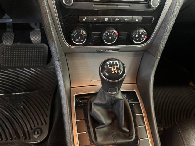 2015 Volkswagen Passat 2.0L TDI SE