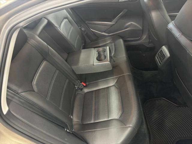 2015 Volkswagen Passat 2.0L TDI SE