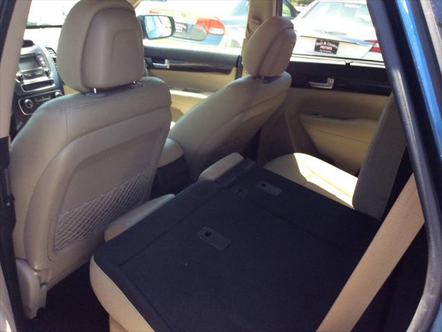 2014 Kia Sorento EX V6