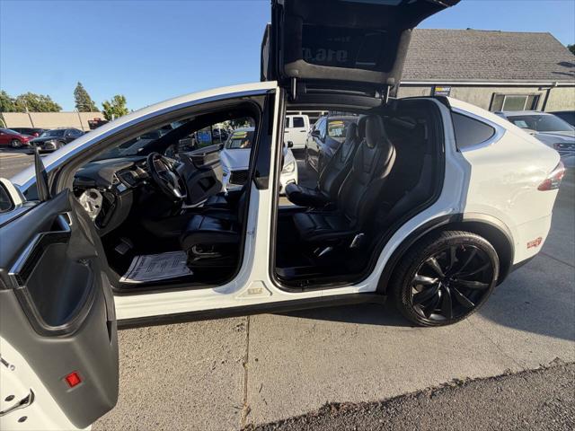2016 Tesla Model X 75D