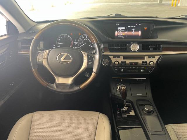 2015 Lexus ES 350 Base 4dr Sedan