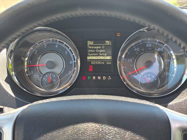 2016 Chrysler Town & Country Touring-L