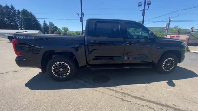 2026 Toyota Tundra SR5 CrewMax 5.5' Bed