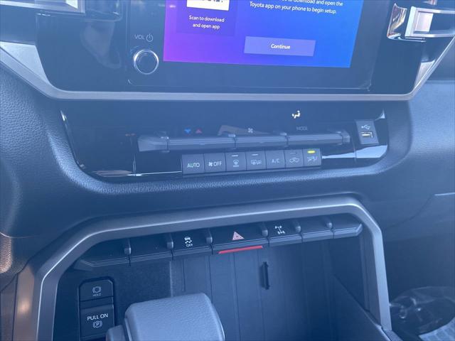 2026 Toyota Tundra SR5 CrewMax 5.5' Bed
