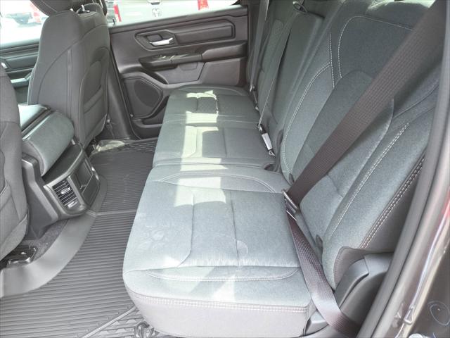 2026 Ram 1500 Warlock Crew Cab 4x4 5'7" Box