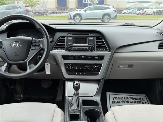 2017 Hyundai Sonata SE