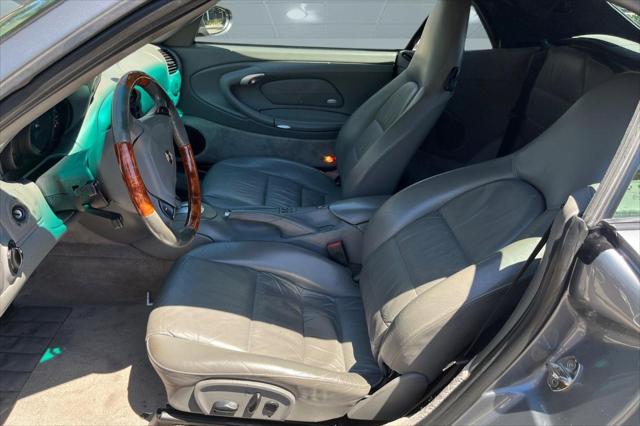 2003 Porsche 911 Carrera