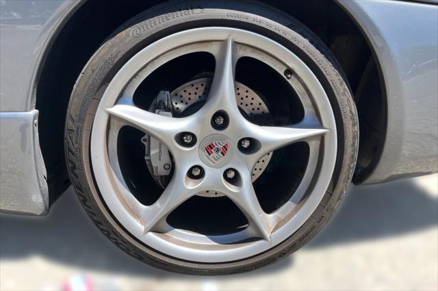 2003 Porsche 911 Carrera