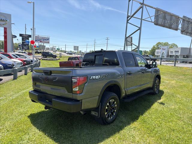 2023 Nissan Titan Crew Cab PRO-4X 4x4