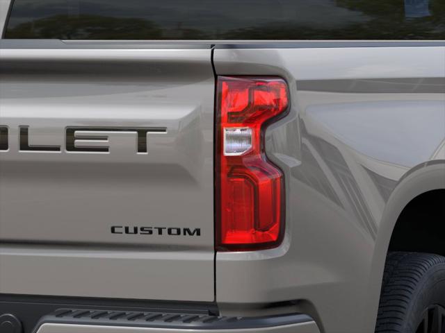2026 Chevrolet Silverado 1500 2WD Crew Cab Short Bed Custom