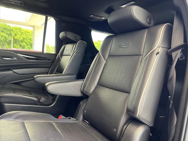 2022 Cadillac Escalade ESV 4WD Sport