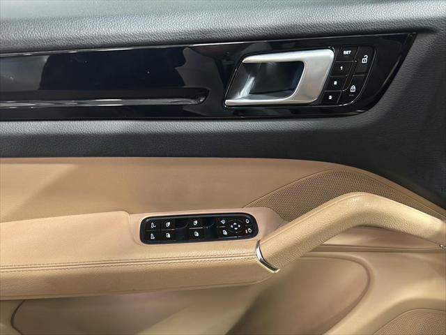 2021 Porsche Cayenne Base