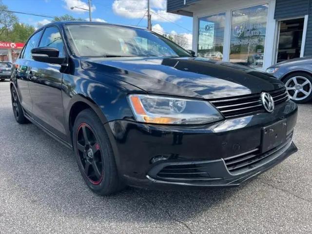 2014 Volkswagen Jetta 1.8T SE for sale in Akron, OH