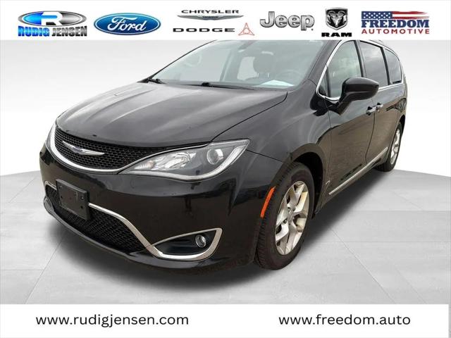 2018 Chrysler Pacifica Touring L Plus for sale in Tomah, WI