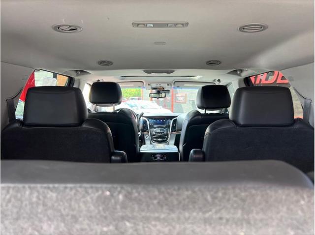 2017 Cadillac Escalade Luxury Sport Utility 4D