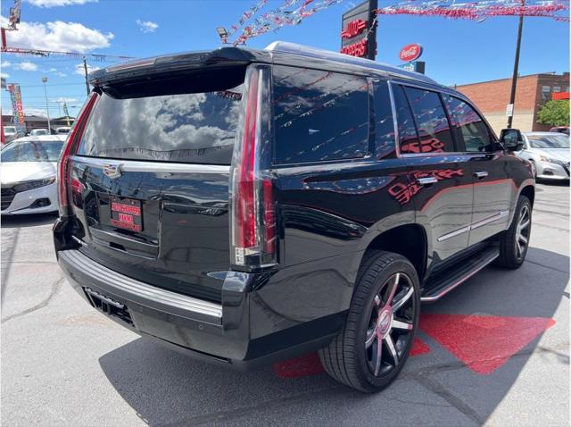 2017 Cadillac Escalade Luxury Sport Utility 4D