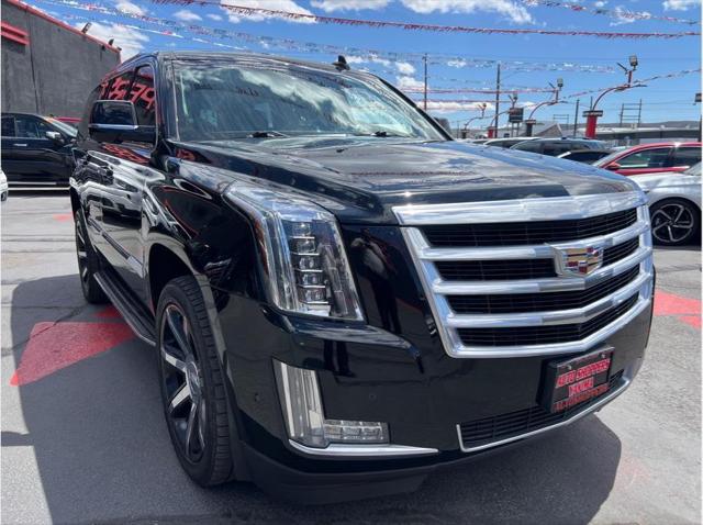 2017 Cadillac Escalade Luxury Sport Utility 4D