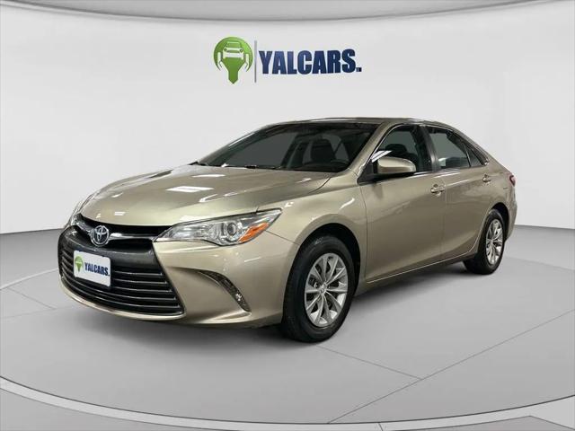 2017 Toyota Camry LE for sale in Salem, OH