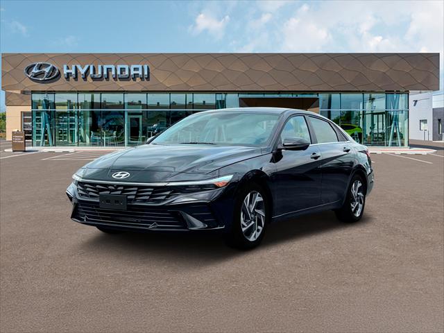 2024 Hyundai Elantra Limited for sale in MENOMONEE FALLS, WI