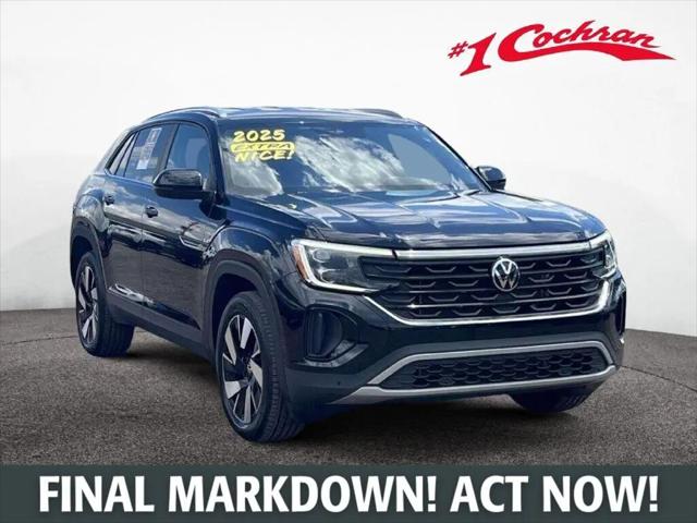 2025 Volkswagen Atlas Cross Sport 2.0T SE w/Technology for sale in Youngstown, OH