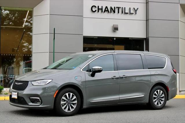 2023 Chrysler Pacifica Hybrid Limited for sale in Chantilly, VA