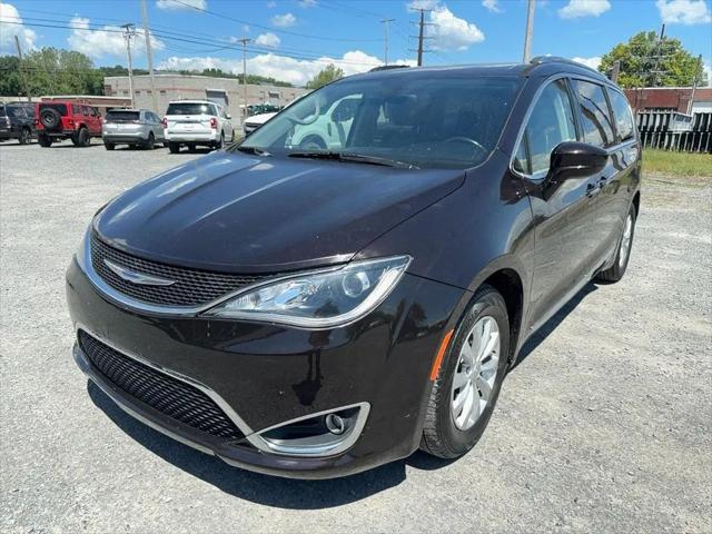 2019 Chrysler Pacifica Touring L for sale in Milton, PA