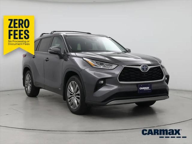 2022 Toyota Highlander Hybrid Platinum for sale in Springfield, IL