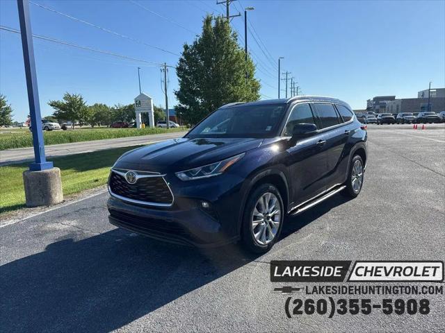 2020 Toyota Highlander Limited for sale in Huntington, IN