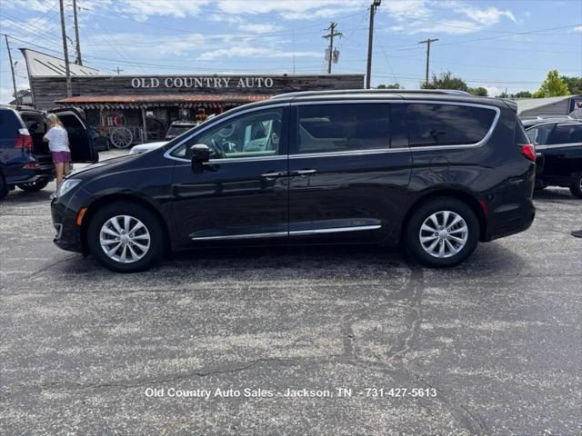 2019 Chrysler Pacifica Touring L for sale in Jackson, TN