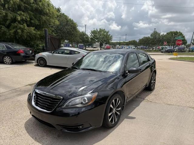 2013 Chrysler 200 Limited for sale in Houston, TX