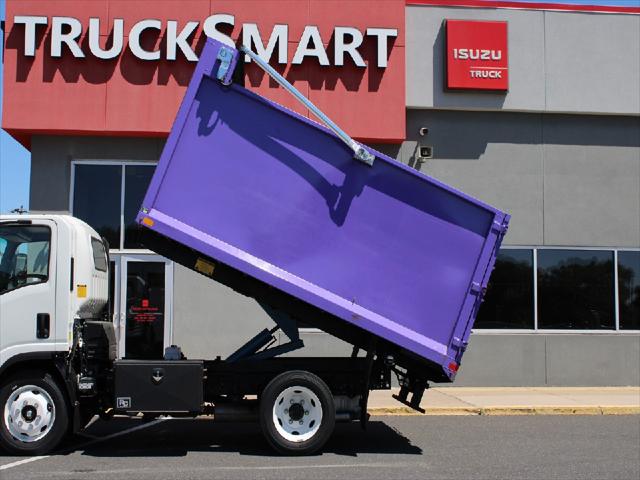 2023 Isuzu NPR Unknown