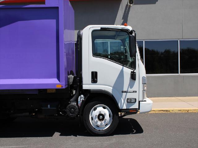 2023 Isuzu NPR Unknown