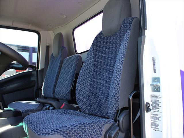 2023 Isuzu NPR Unknown