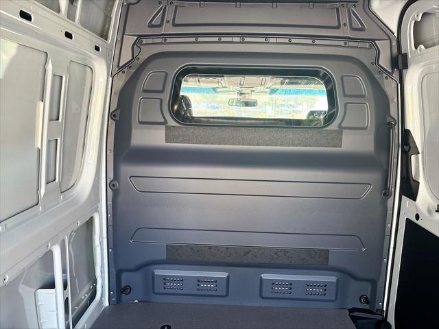 2025 Mercedes-Benz Sprinter 2500 High Roof