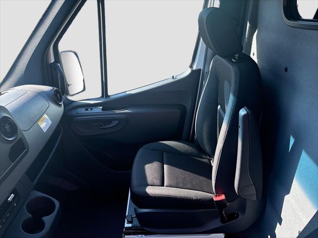 2025 Mercedes-Benz Sprinter 2500 High Roof