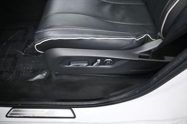 2023 Acura MDX Advance Package