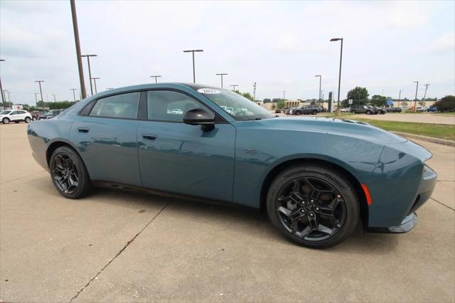 2027 Dodge Charger CHARGER R/T PLUS 4-DOOR AWD